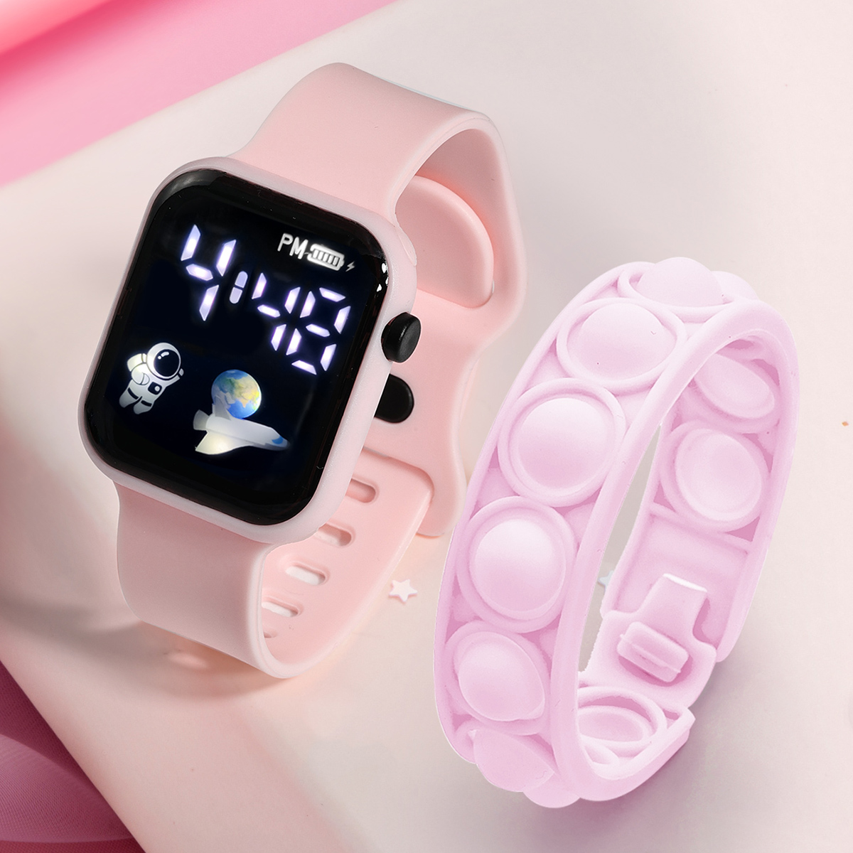 Smartwatch Watches Gift For Boys - สร้อยข้อมือสมาร์ทวอท์ชสำหรับเด็ก2ชิ้น, กำไลข้อมือนักเรียนเรียบง่ายทันสมัยเหมาะสำหรับเป็น Jam Tangan elektronik เล่นกีฬากลางแจ้งของขวัญสำหรับเด็กผู้ชายและเด็กผู้หญิง